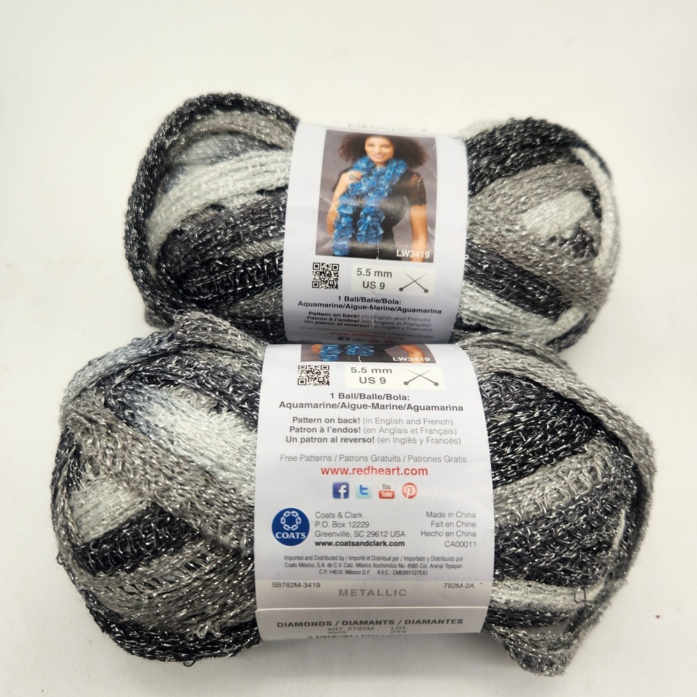 Red Heart Boutique Sashay Metallic Yarn Diamonds Lot 249 2 Balls Silver Grey NEW - Picture 8 of 9